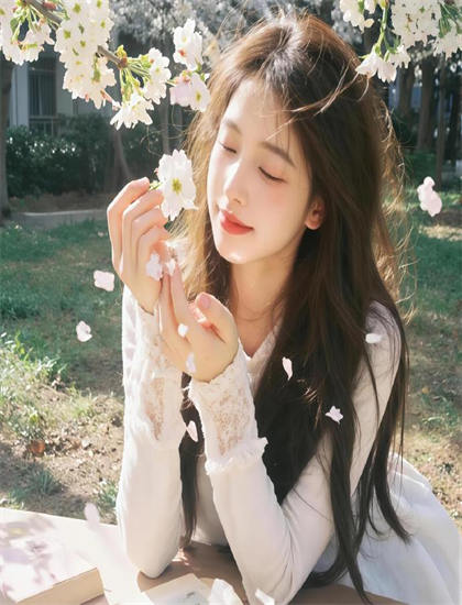 哲学家思想探讨《38女性的崛起》的视觉特效与美术设计 【创新突破评价】